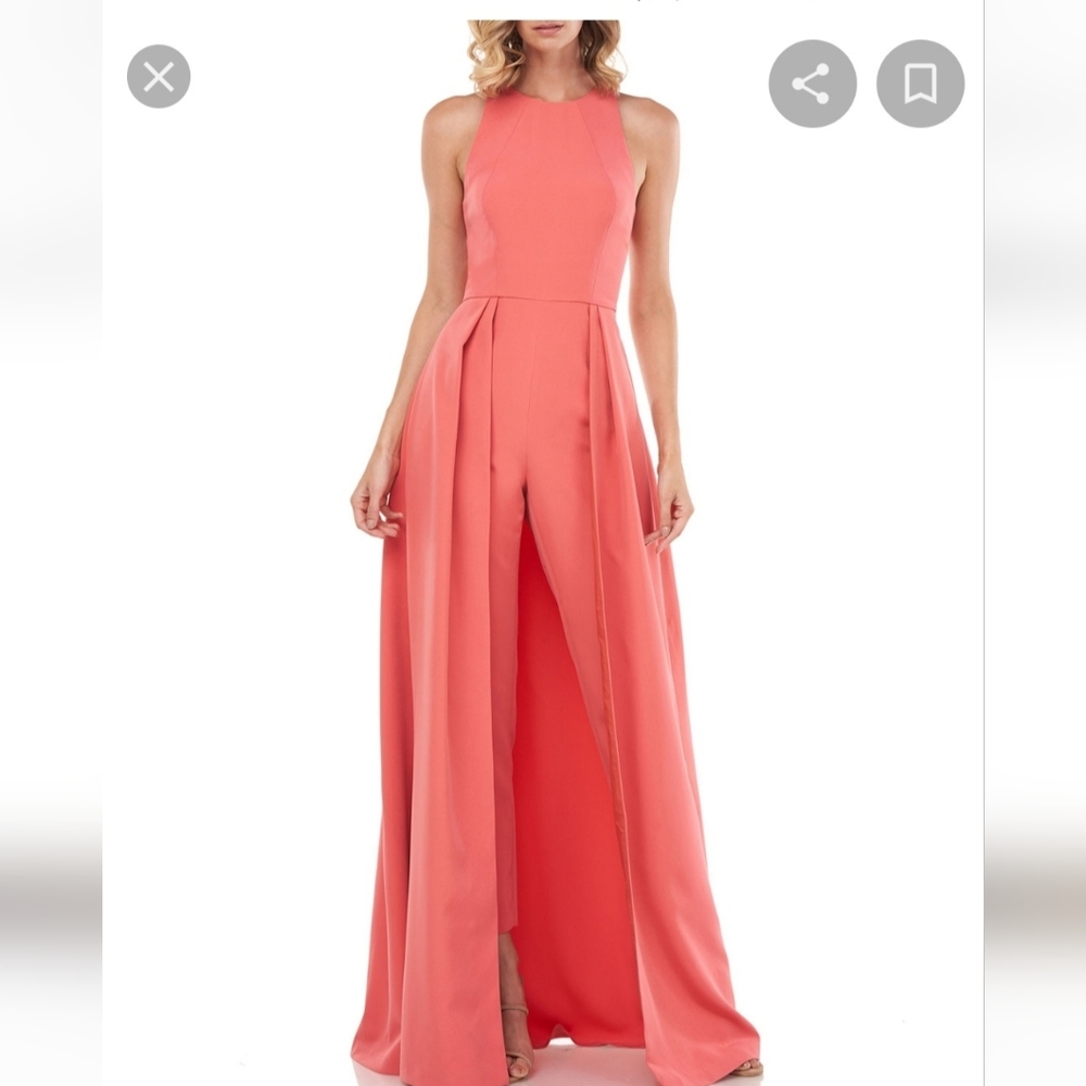 Walk through jump suit